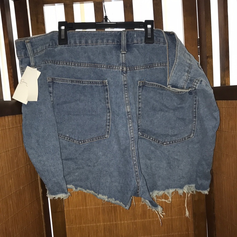 Jessica Simpson Shorts 24W NWT 🌸‎